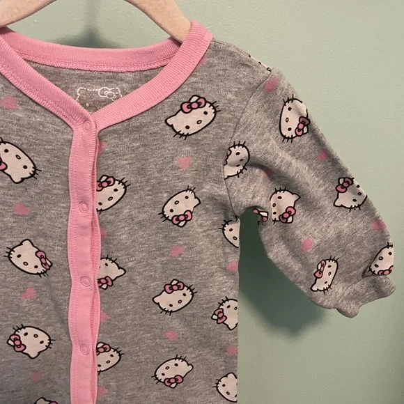Hello Kitty Sleeper - Picture 2 of 6